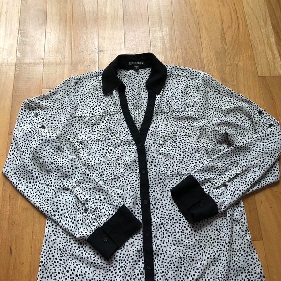 Express white and black dot portofino shirt top - Picture 2 of 4
